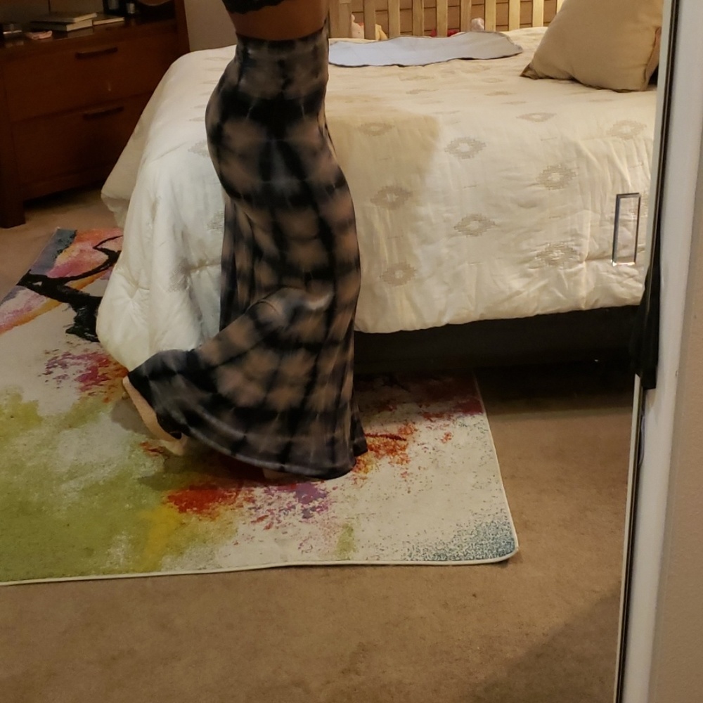 Tie Dye Maxi Skirt - Picture 3 of 3